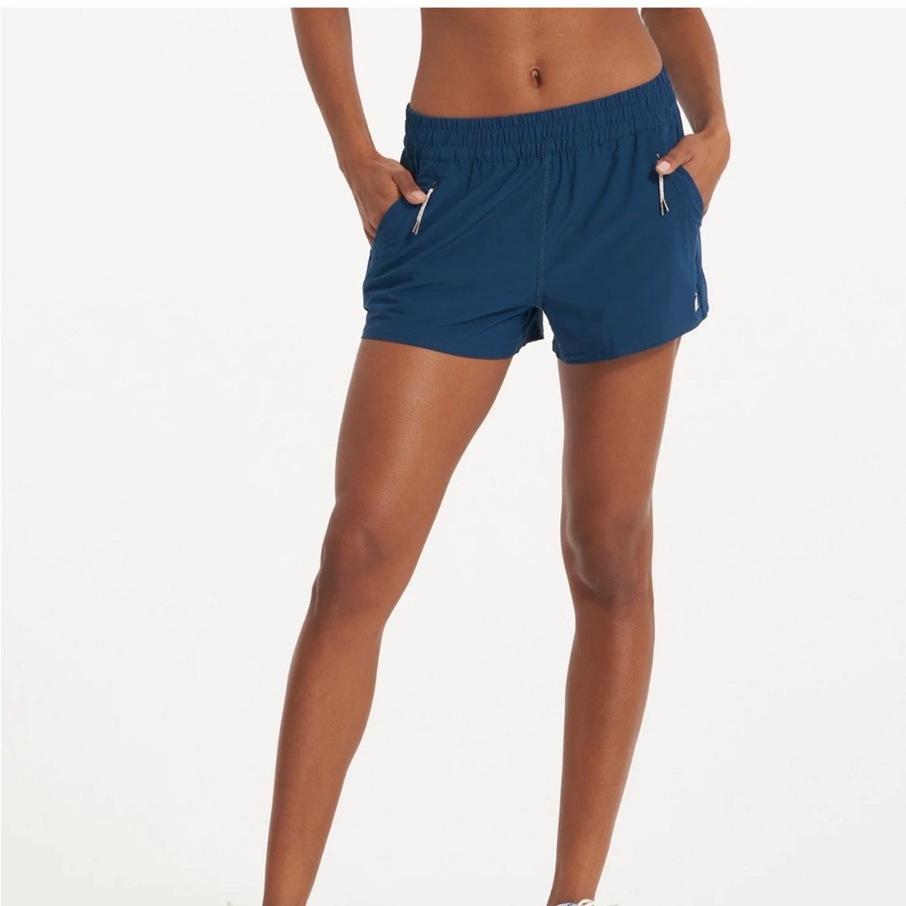 Vuori Dash Shorts